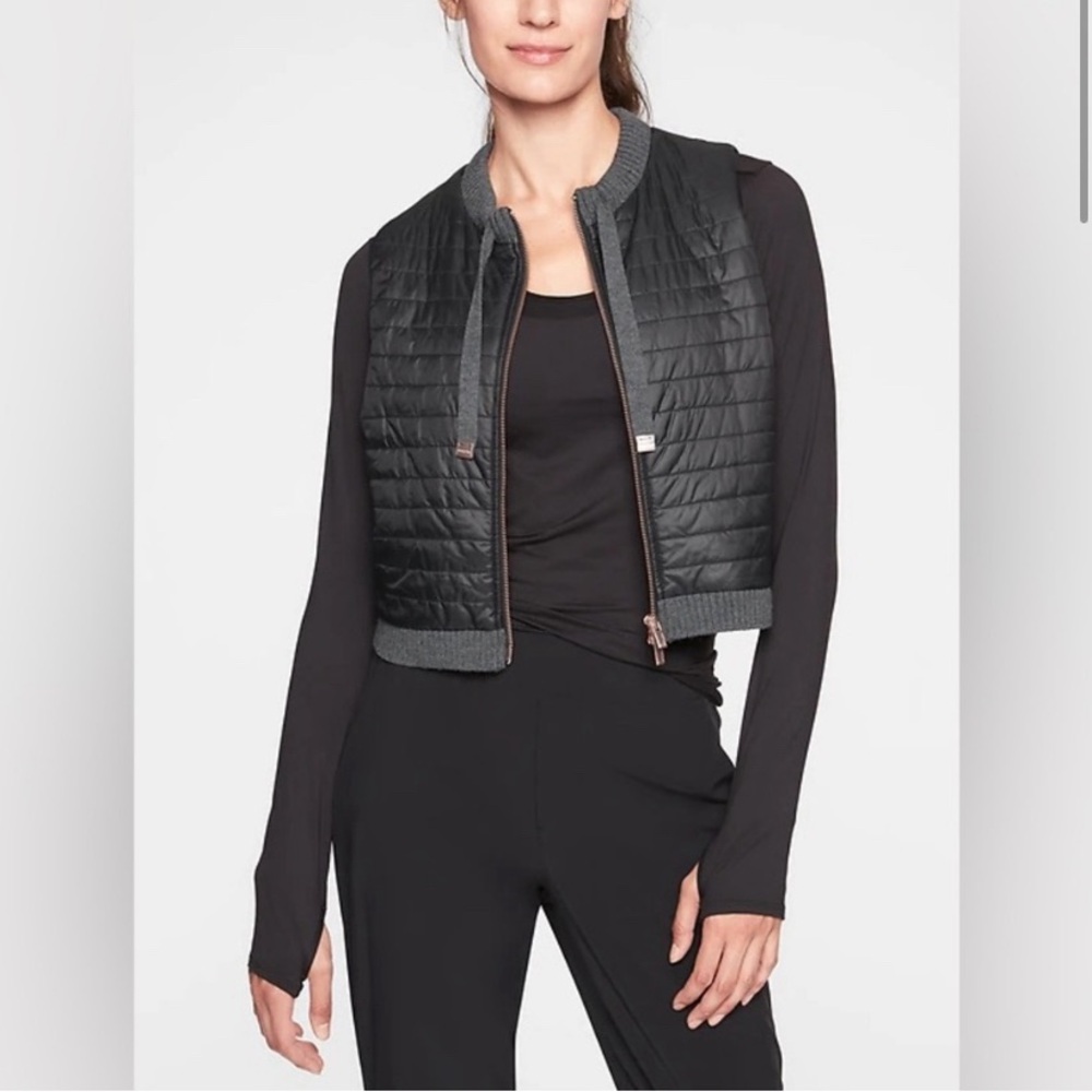 Athleta Tioga Cropped Puffer Vest